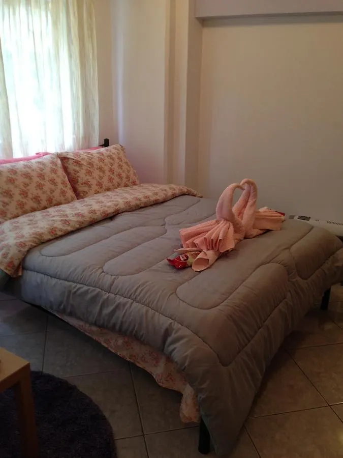 Studio Floral Apartment Thessaloniki Greece